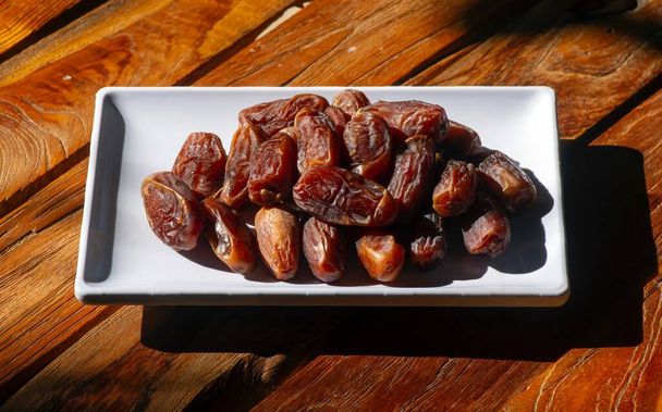 Dates - Al Bharaka Khalas Image